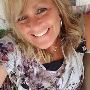 Meet your Posher, Stacy